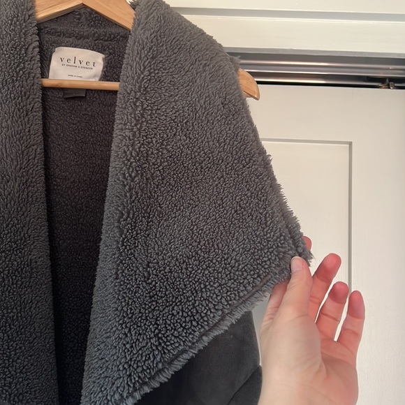 Velvet Graham & Spencer Faux Suede/Shearling Vest (Sz S) - Picture 4 of 16